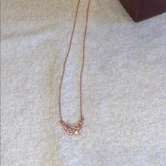Dainty Rose Gold n Crystal Butterfly Necklace - Picture 4 of 10